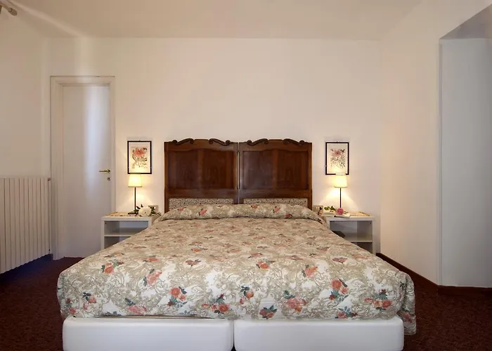 Hotel Mariano 2*